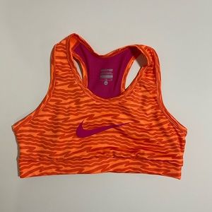 Kids XL Sports bra that feels like a woman’s small